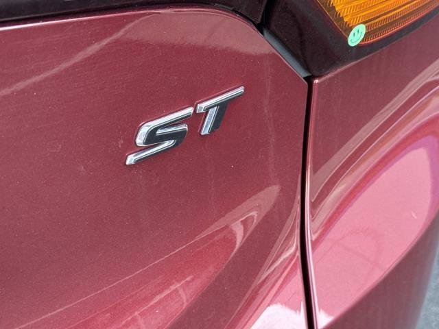 Used 2023 Buick Encore GX Select w/ Sport Touring Package FWD image 30
