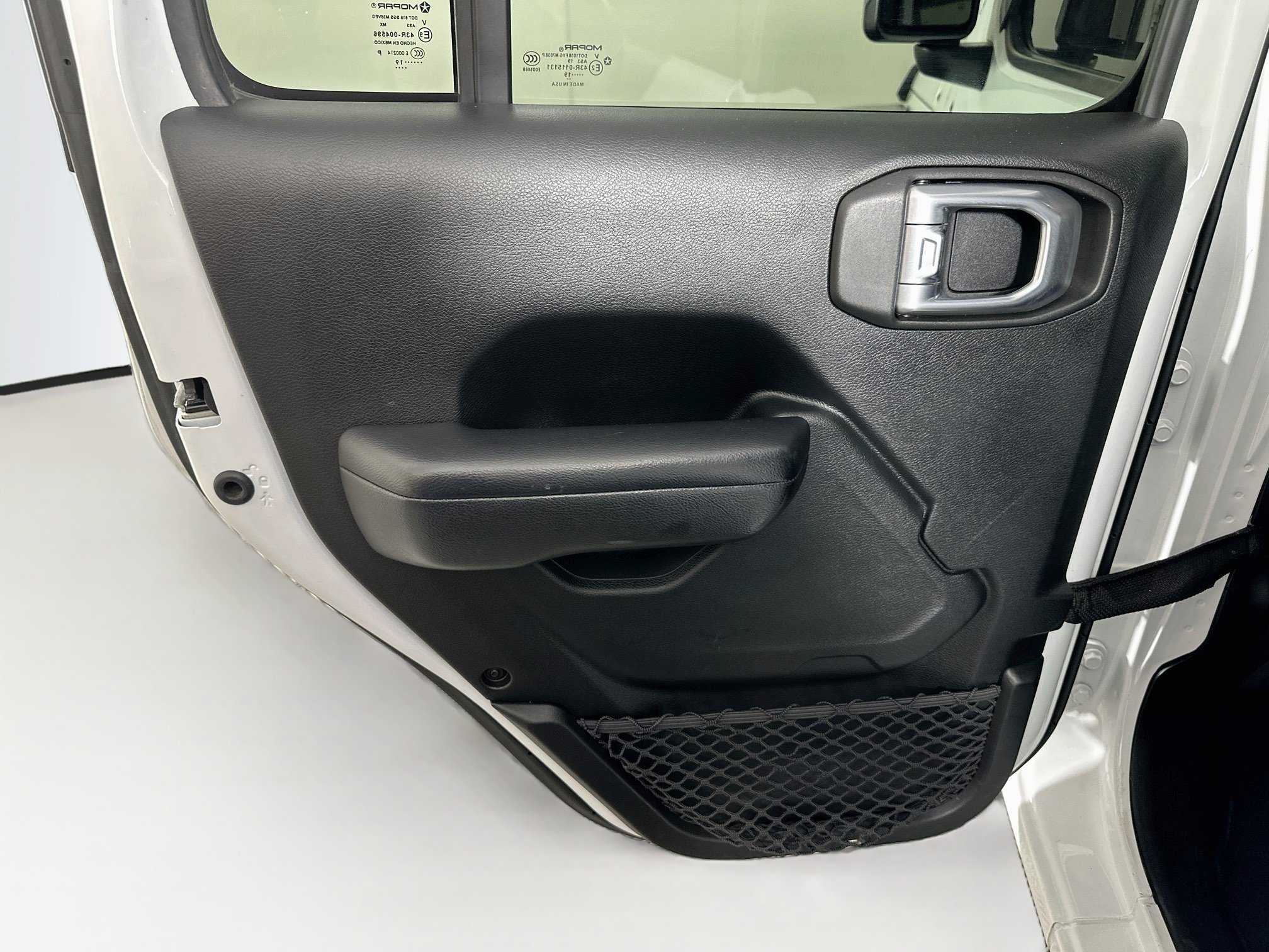 Used 2019 Jeep Wrangler Unlimited Sport S AWD/4WD image 25