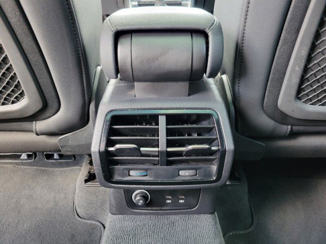 Used 2025 Audi Q3 2.0T Premium AWD/4WD image 27