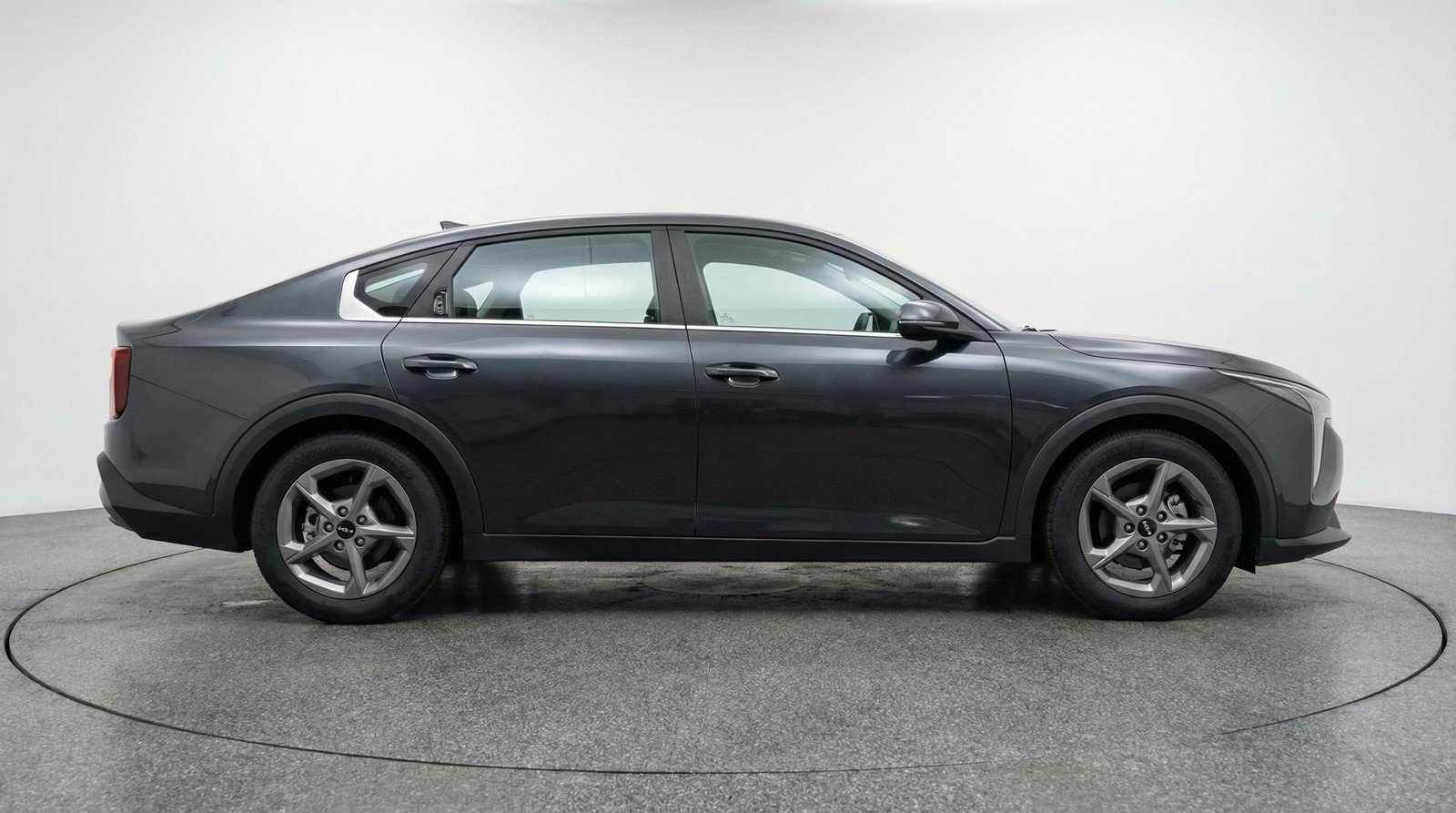 Used 2025 Kia K4 LXS image 11