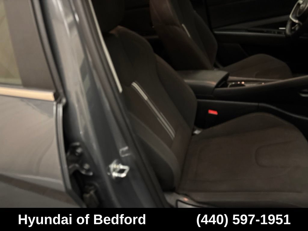 Used 2024 Hyundai Elantra SEL w/ Convenience Package FWD image 23