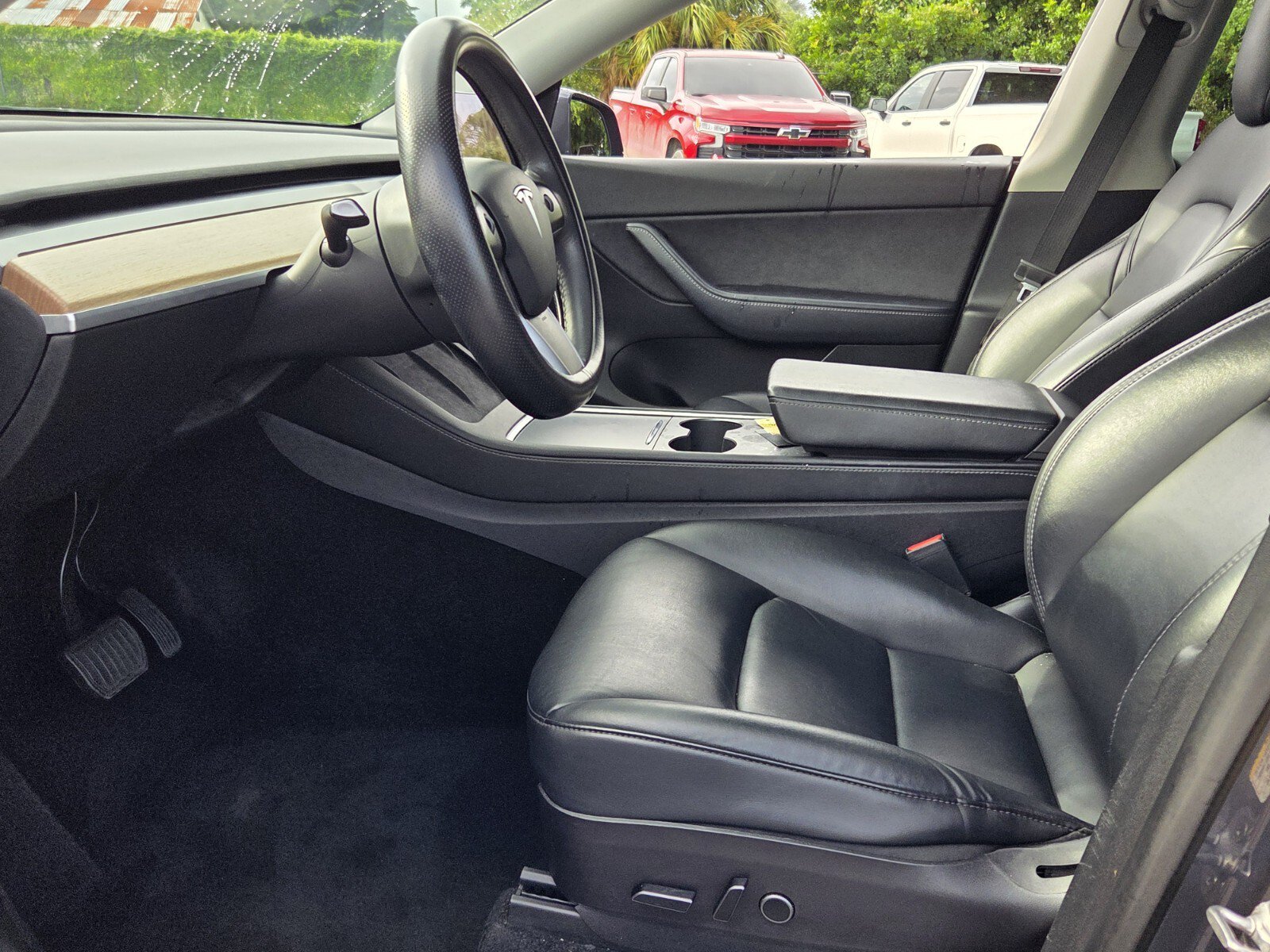 Used 2022 Tesla Model Y Long Range AWD/4WD image 9