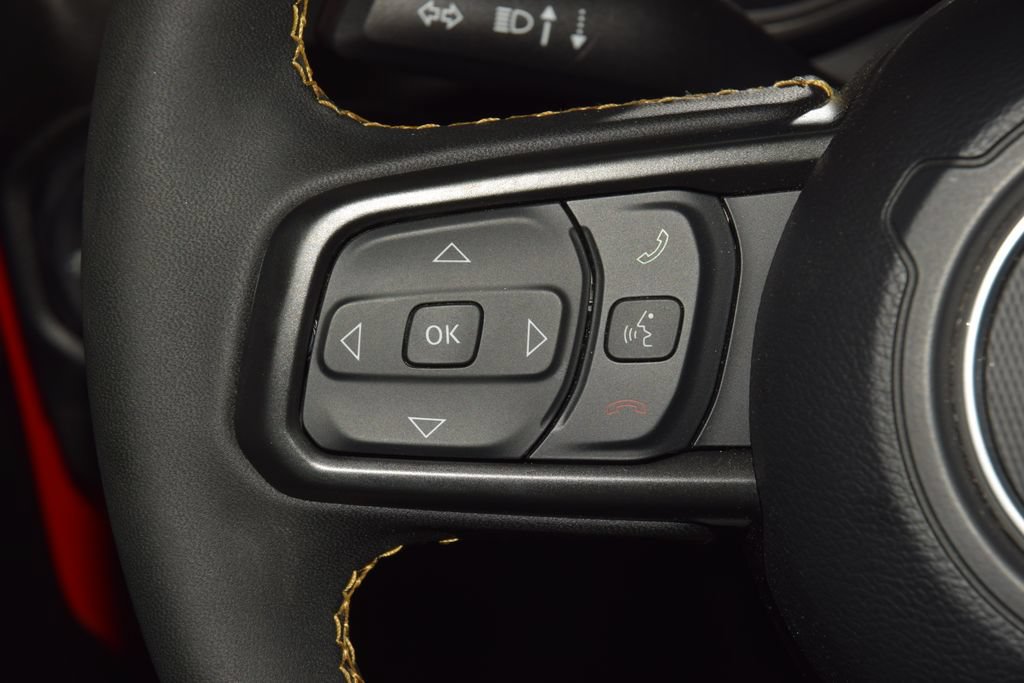 Used 2024 Jeep Wrangler Unlimited Sport AWD/4WD image 29