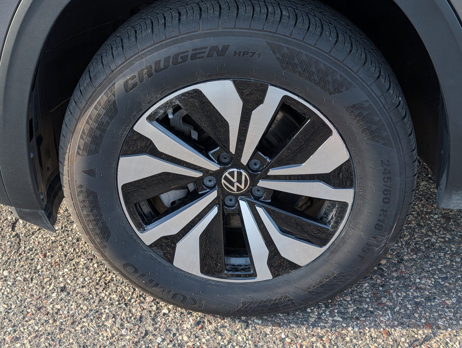Used 2025 Volkswagen Atlas SE AWD/4WD image 9