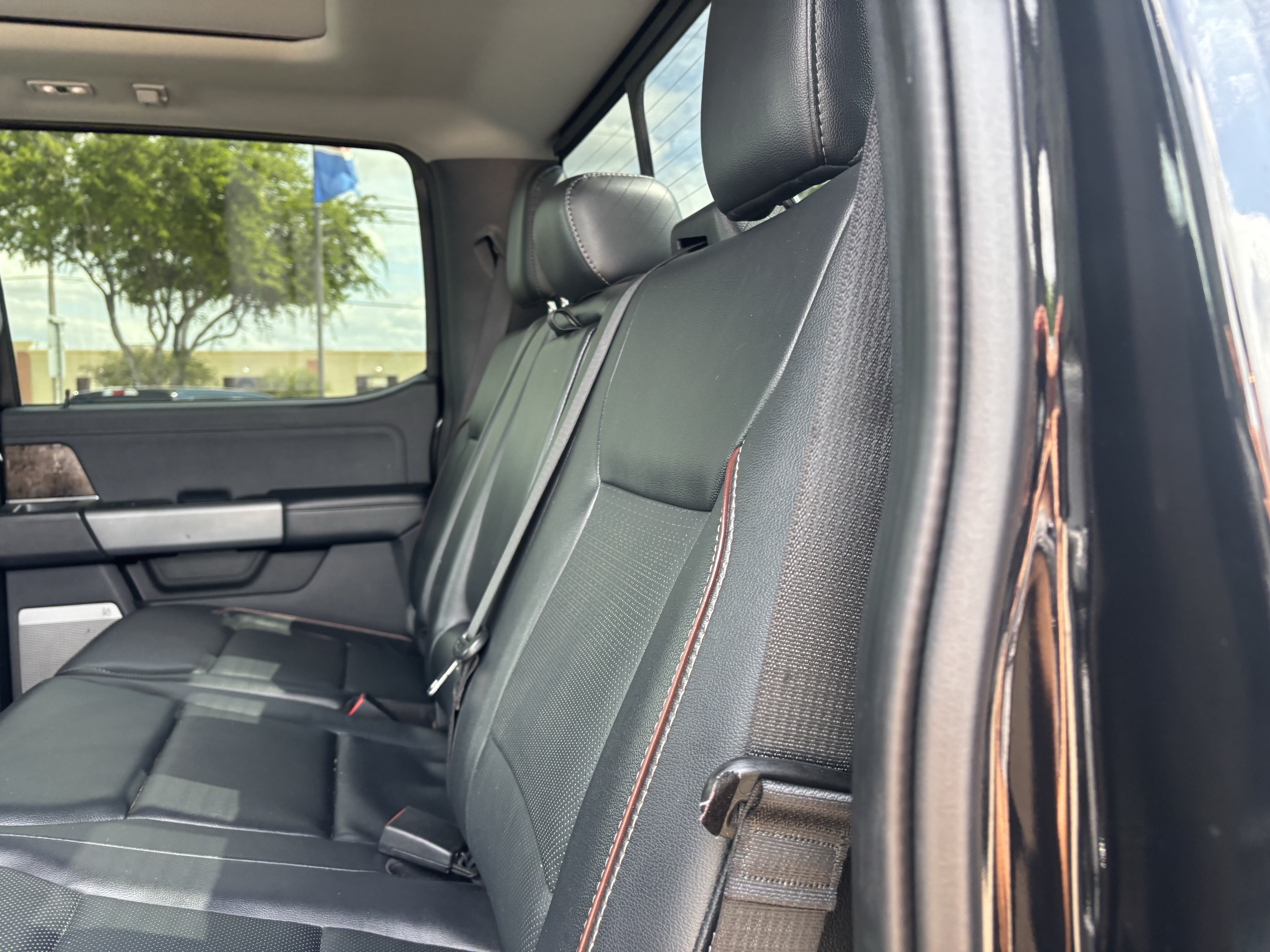 Certified 2024 Ford F250 Lariat w/ Lariat Ultimate Package AWD/4WD image 16