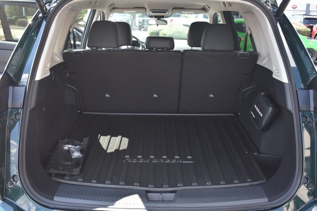 New 2026 Nissan Rogue SV AWD/4WD image 18
