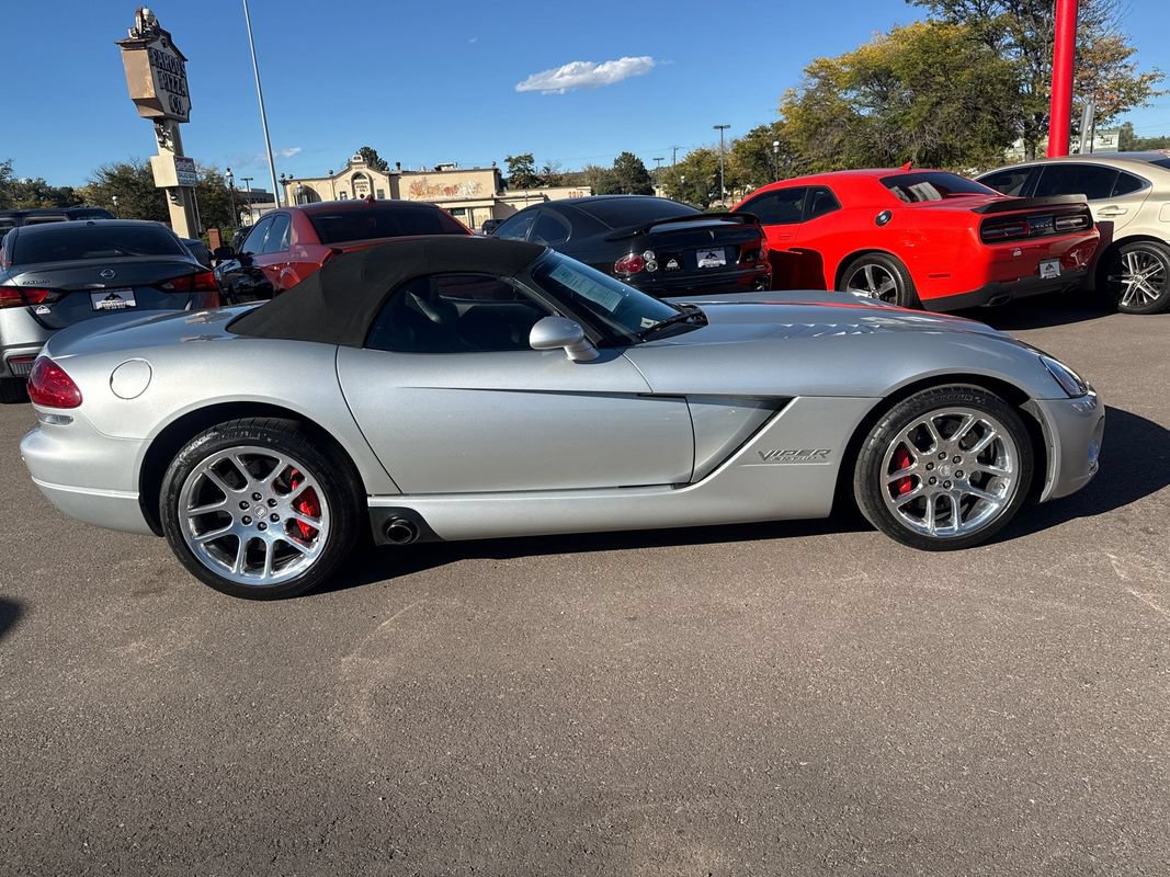Used 2004 Dodge Viper SRT-10 RWD image 13