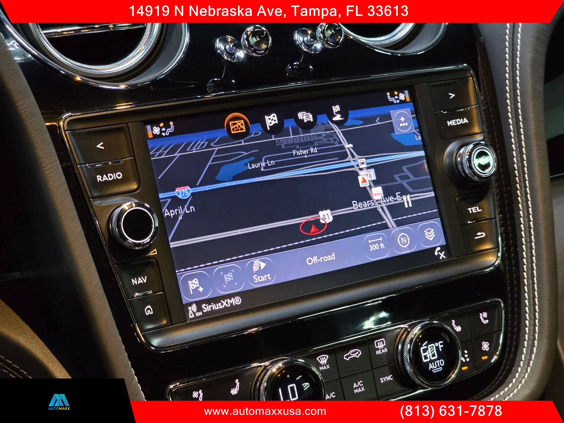 Used 2020 Bentley Bentayga Design Series AWD/4WD image 27