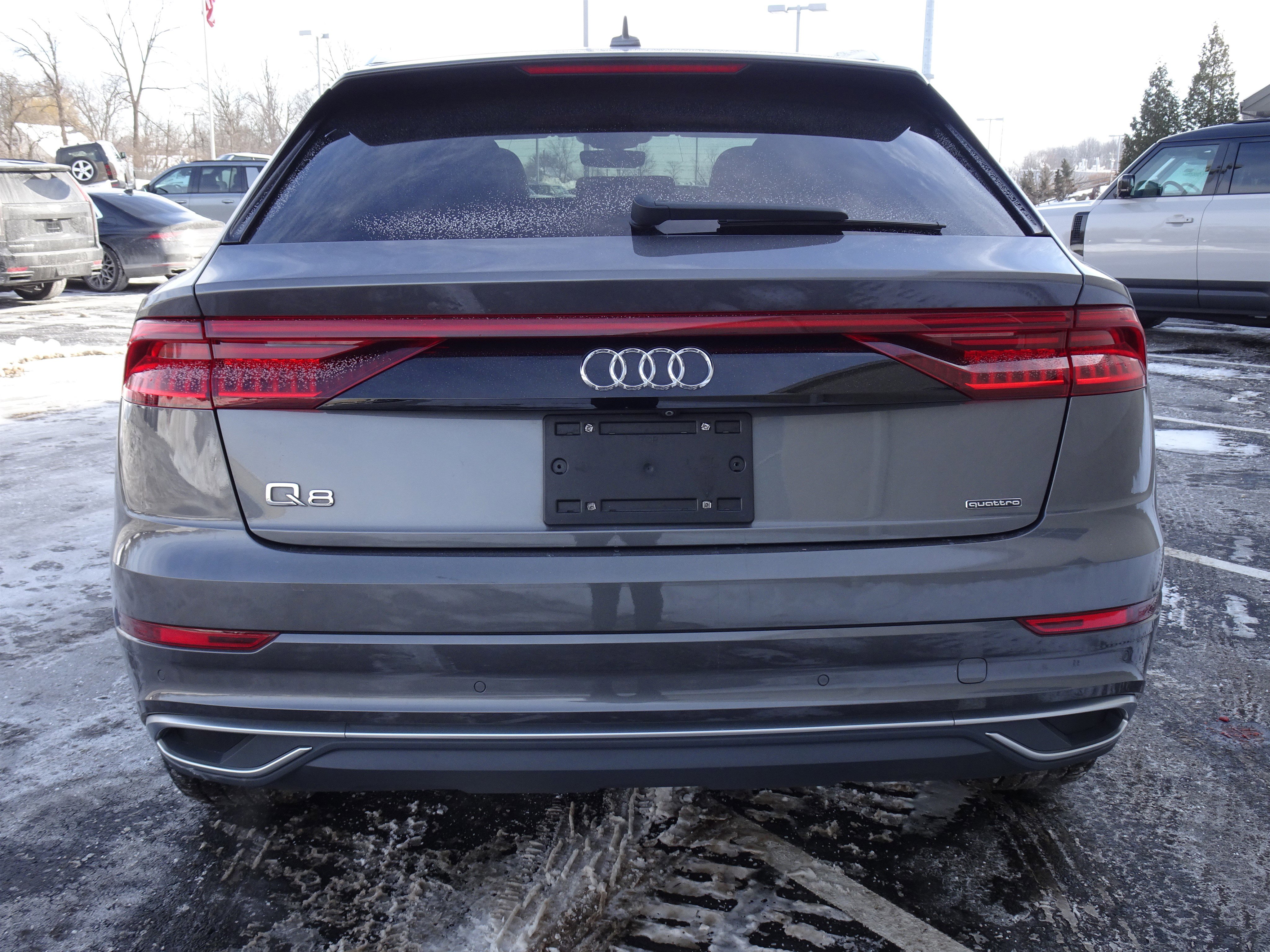 Used 2019 Audi Q8 Prestige w/ Luxury Package image 5