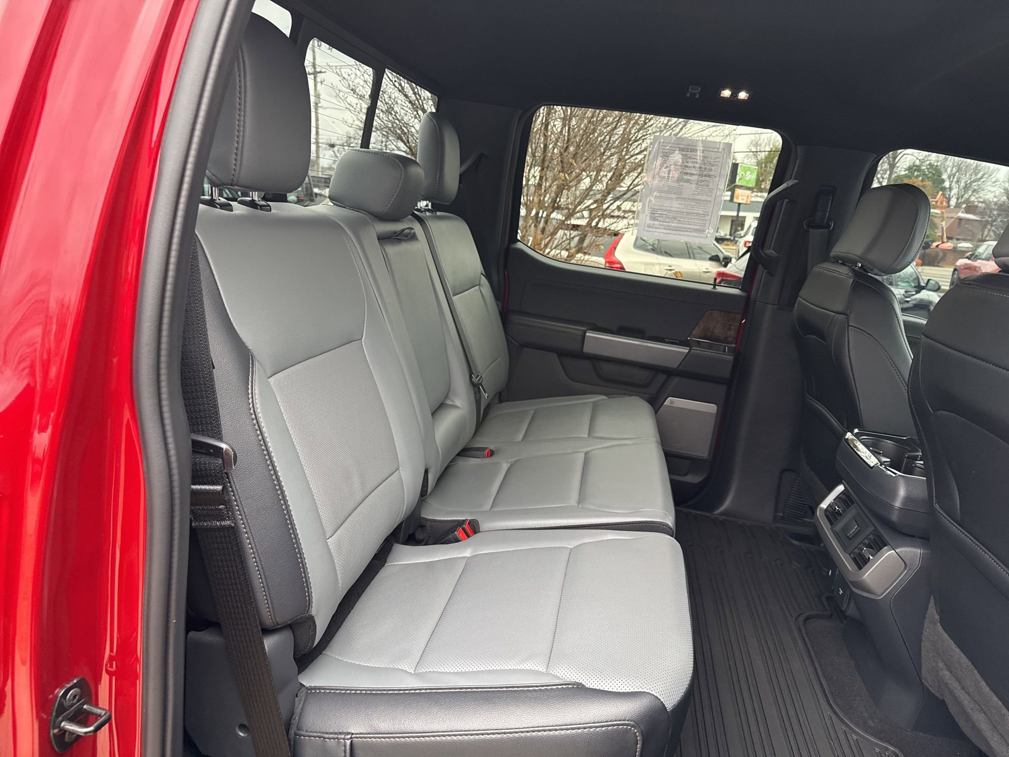 Used 2023 Ford F150 Lightning Lariat image 35