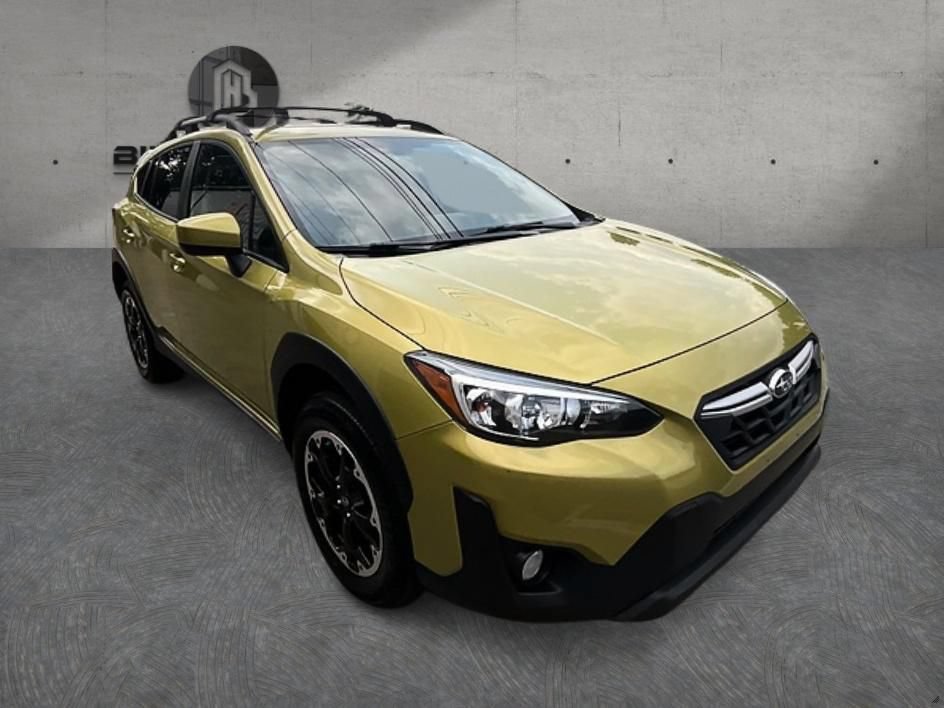 Used 2022 Subaru Crosstrek 2.0i Premium AWD/4WD image 4
