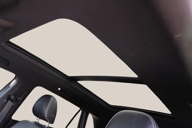 Used 2021 Volkswagen Atlas Cross Sport SEL image 12