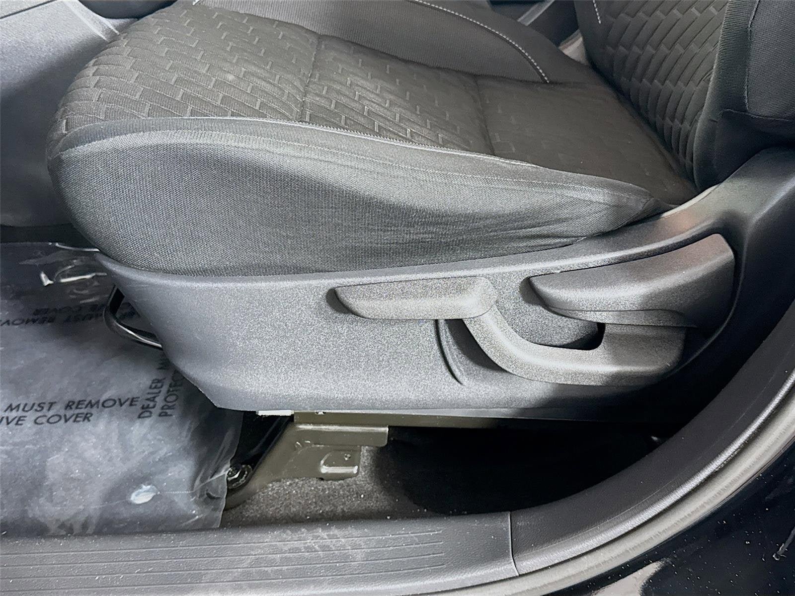 Certified 2021 Nissan Kicks SV FWD image 19