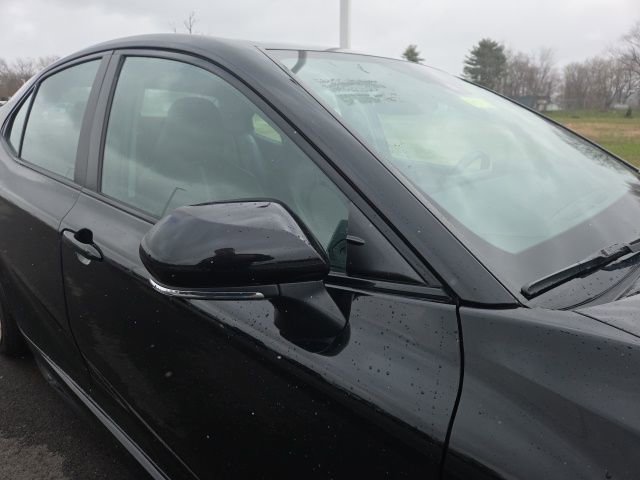 Used 2023 Toyota Camry SE w/ Convenience Package image 6