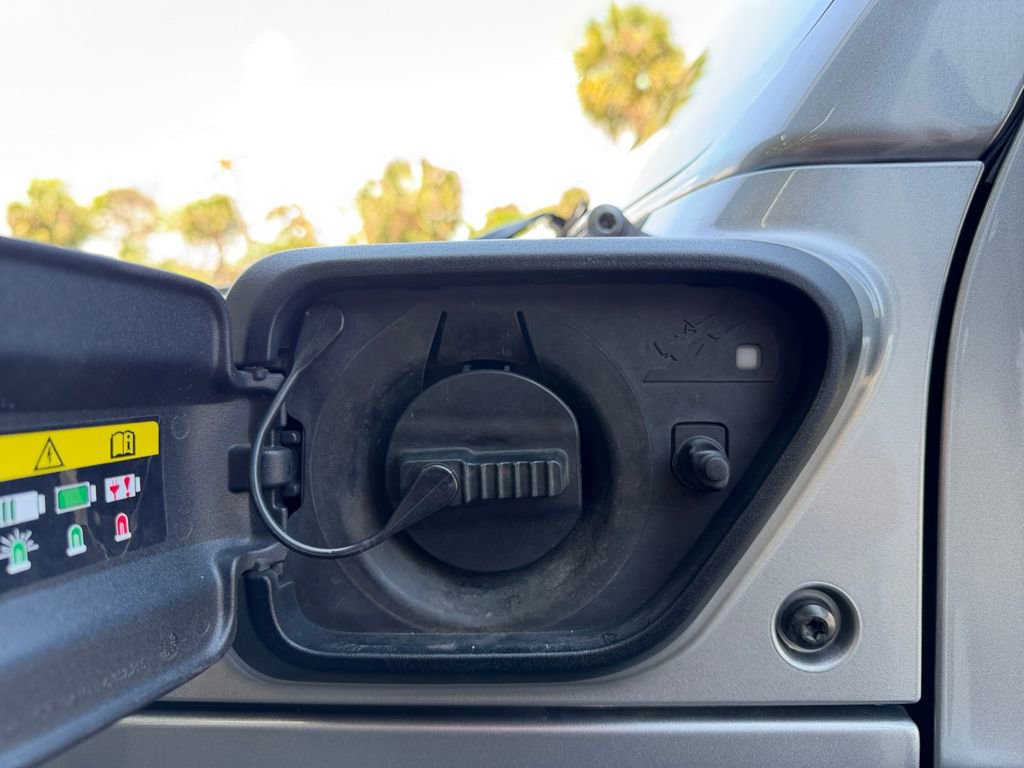 Used 2021 Jeep Wrangler Unlimited Rubicon 4xe image 47