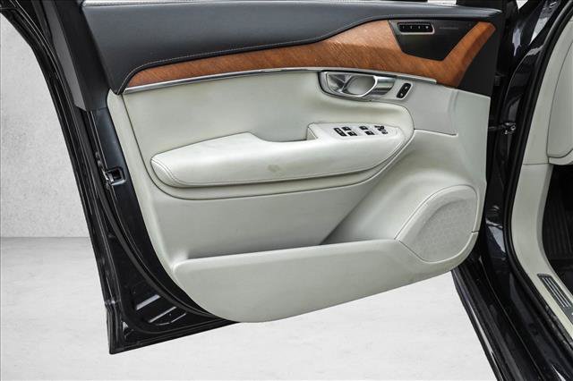 Used 2019 Volvo XC90 T6 Inscription AWD/4WD image 11