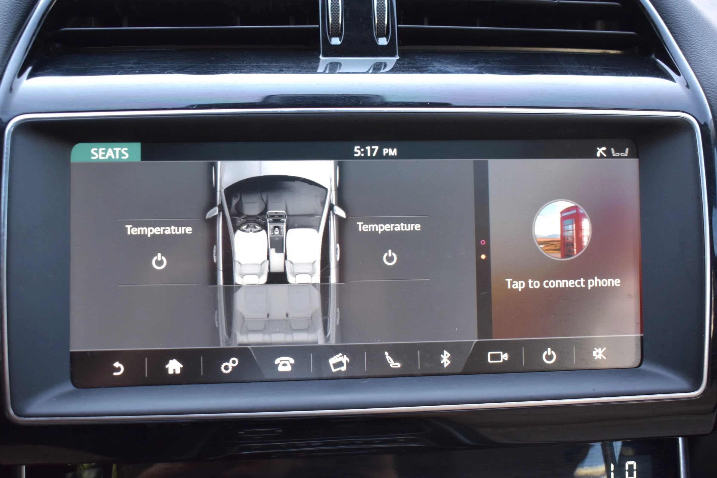 Used 2019 Jaguar XE Premium AWD/4WD image 23