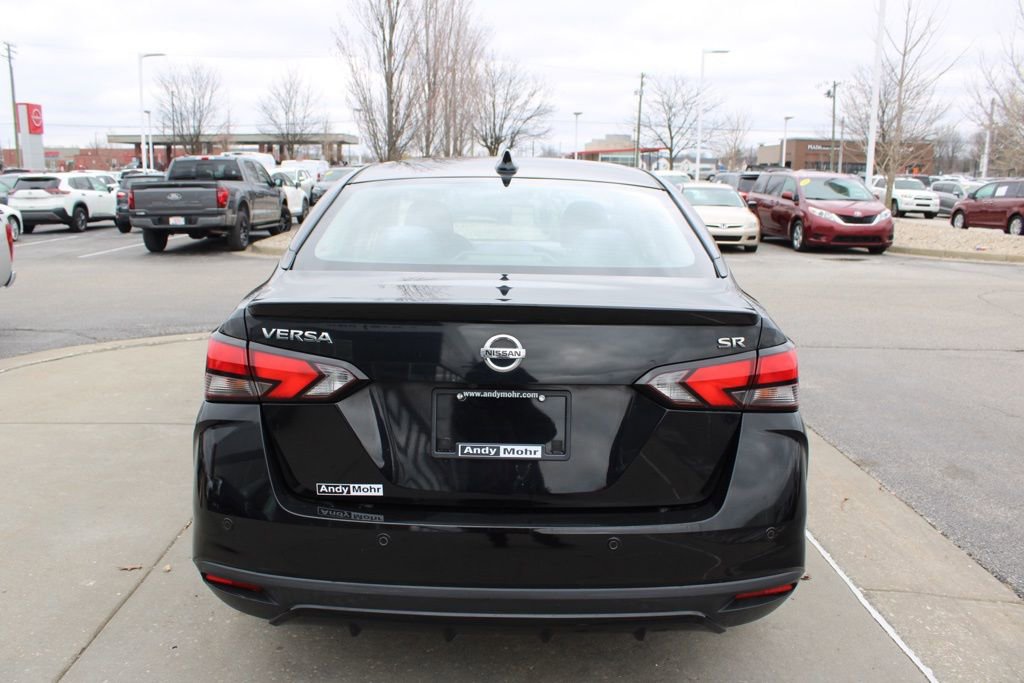 Used 2020 Nissan Versa SR image 8