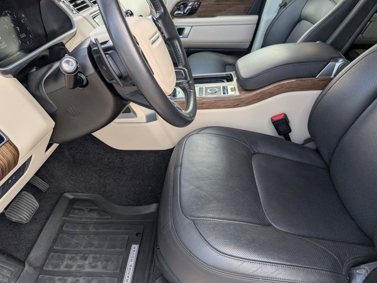 Used 2019 Land Rover Range Rover Supercharged AWD/4WD image 8