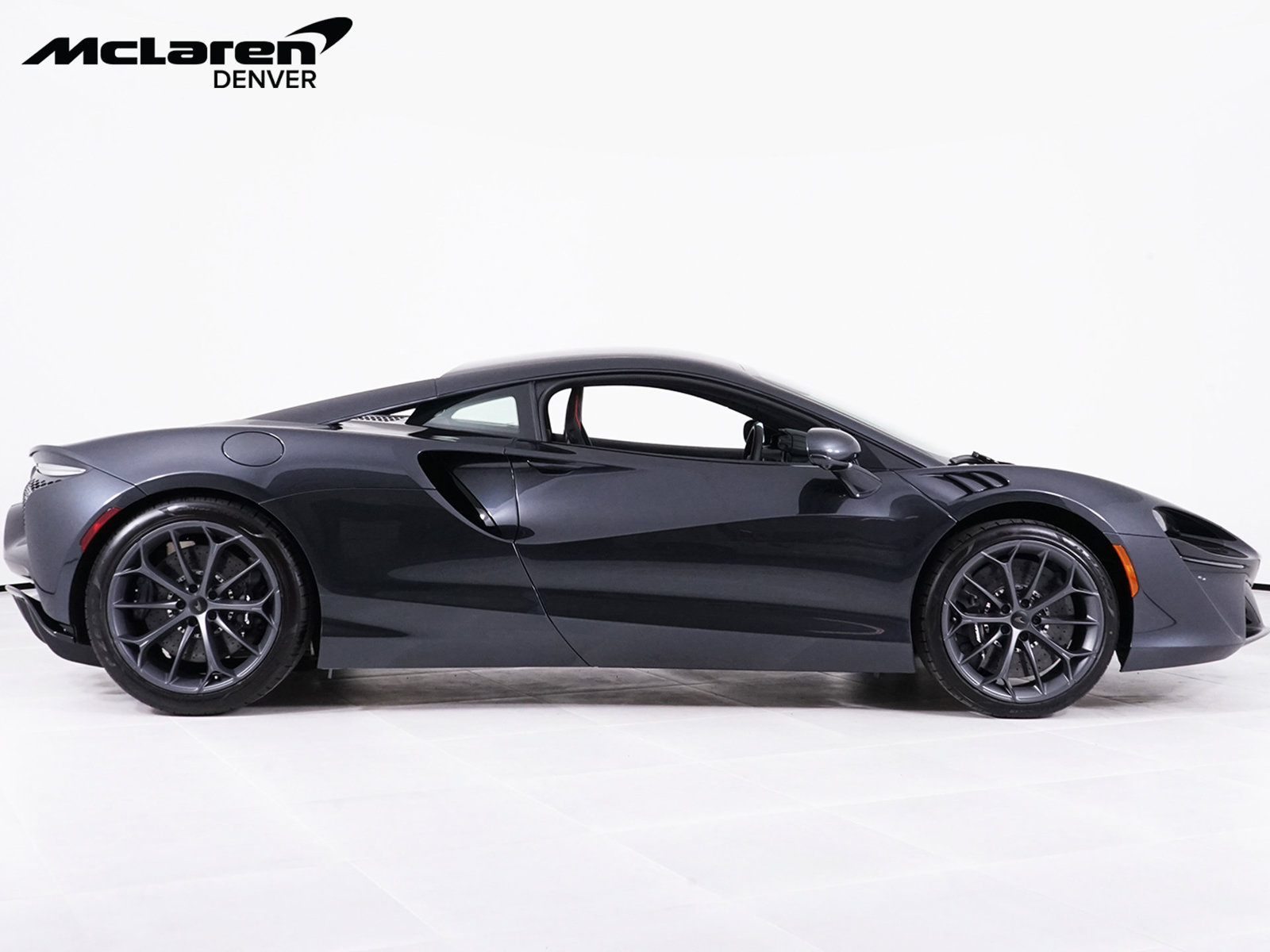 New 2026 McLaren Artura RWD image 9