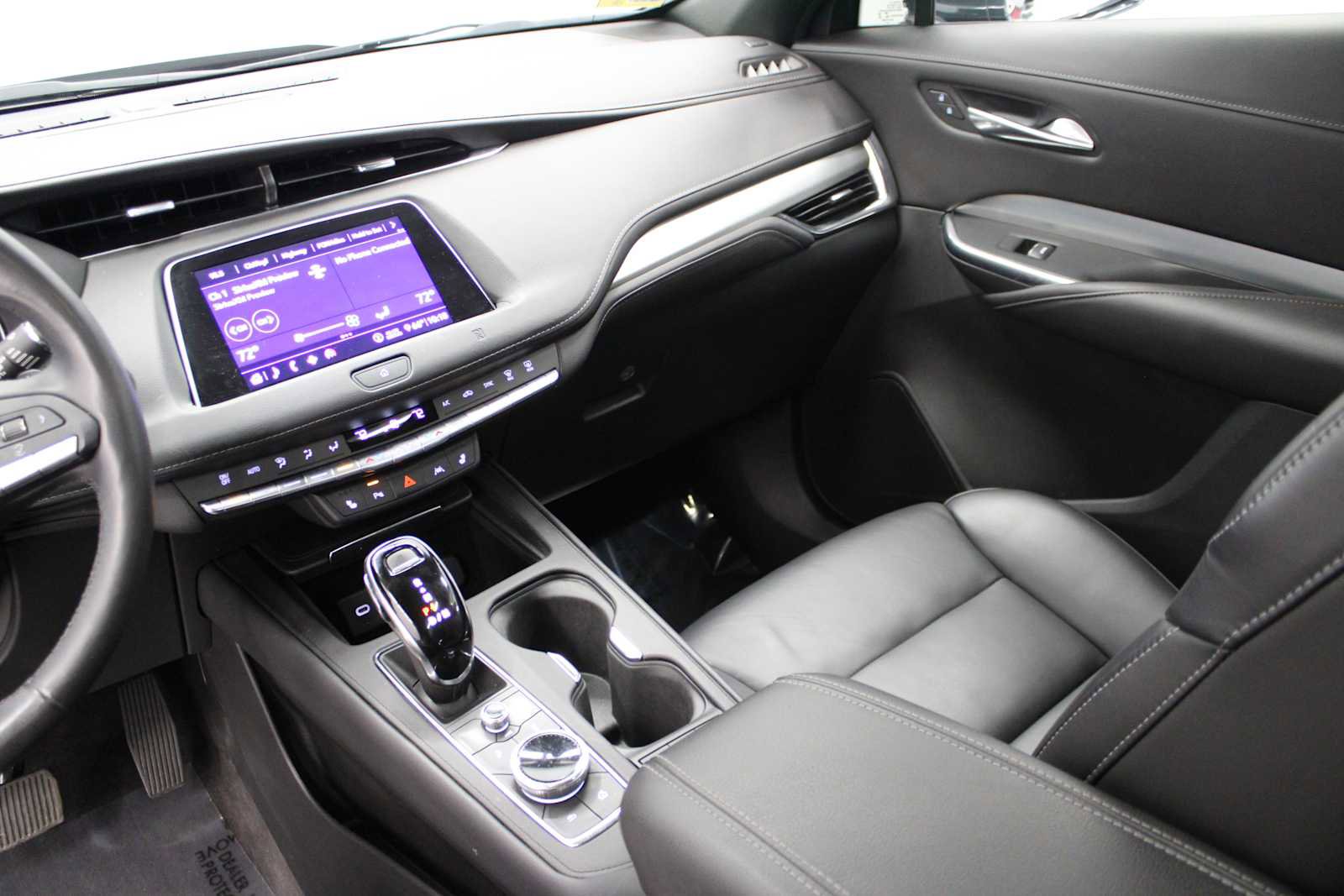 Used 2020 Cadillac XT4 Premium Luxury w/ Cold Weather Package image 24