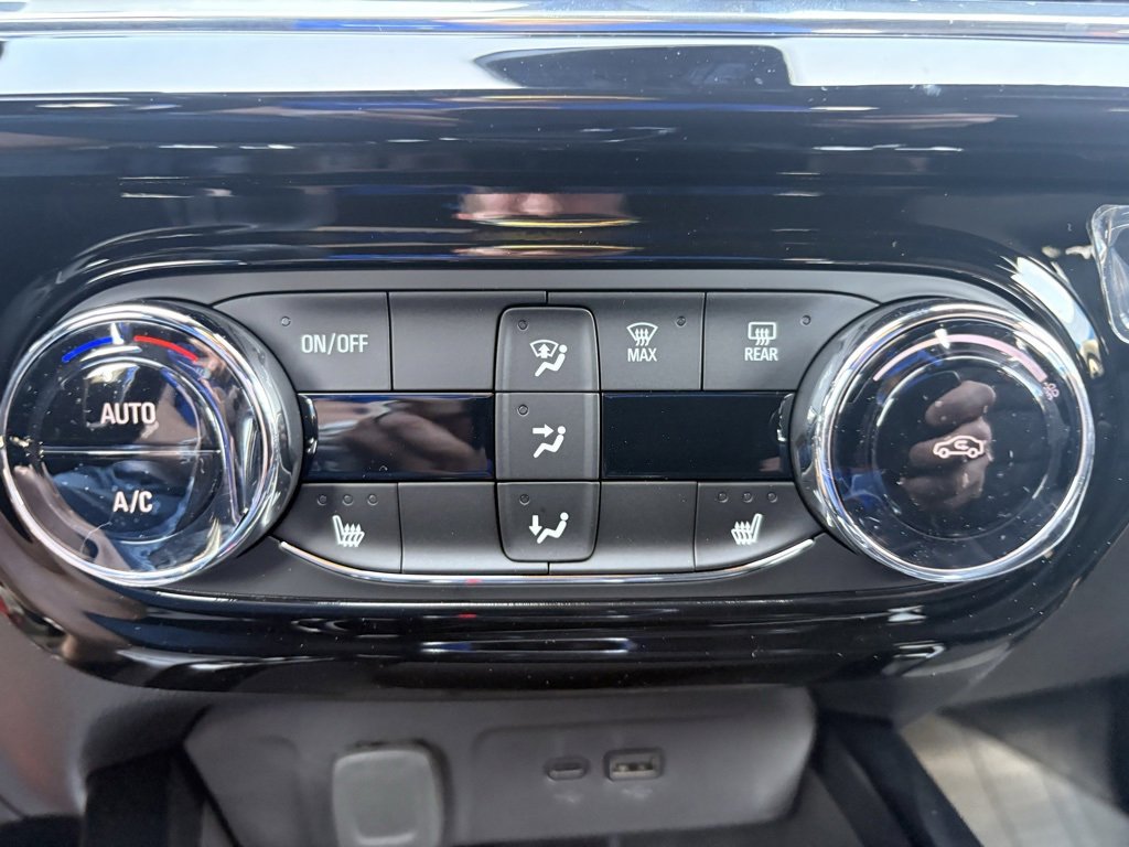 New 2026 Chevrolet Trax RS image 19