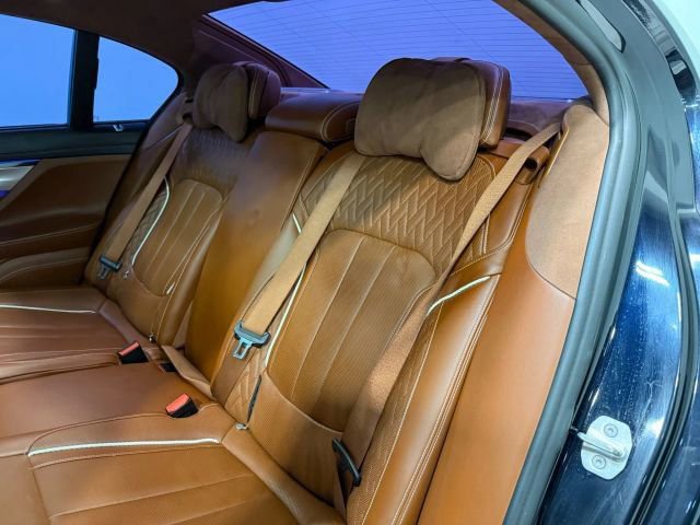 Used 2018 BMW 750i xDrive image 77