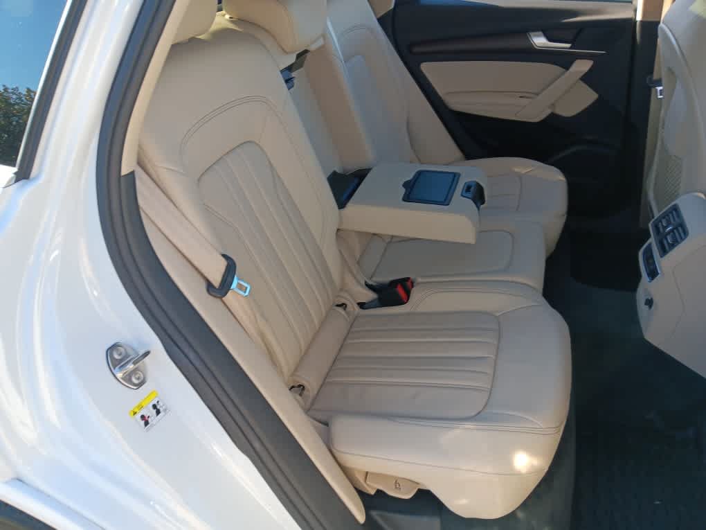Used 2023 Audi Q5 2.0T Premium Plus w/ Premium Plus Package AWD/4WD image 15