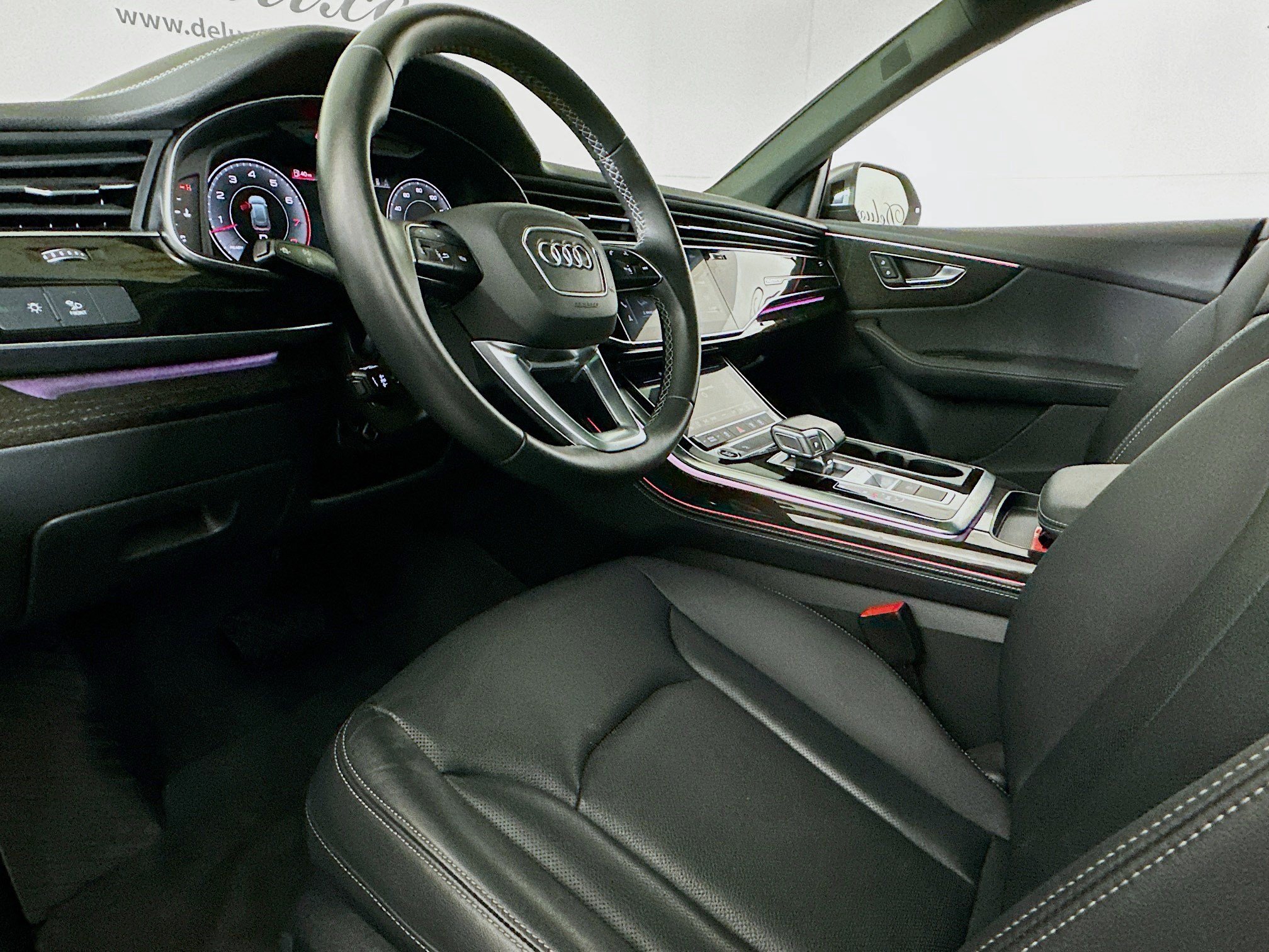 Used 2024 Audi Q8 Premium Plus w/ Premium Plus Package AWD/4WD image 7
