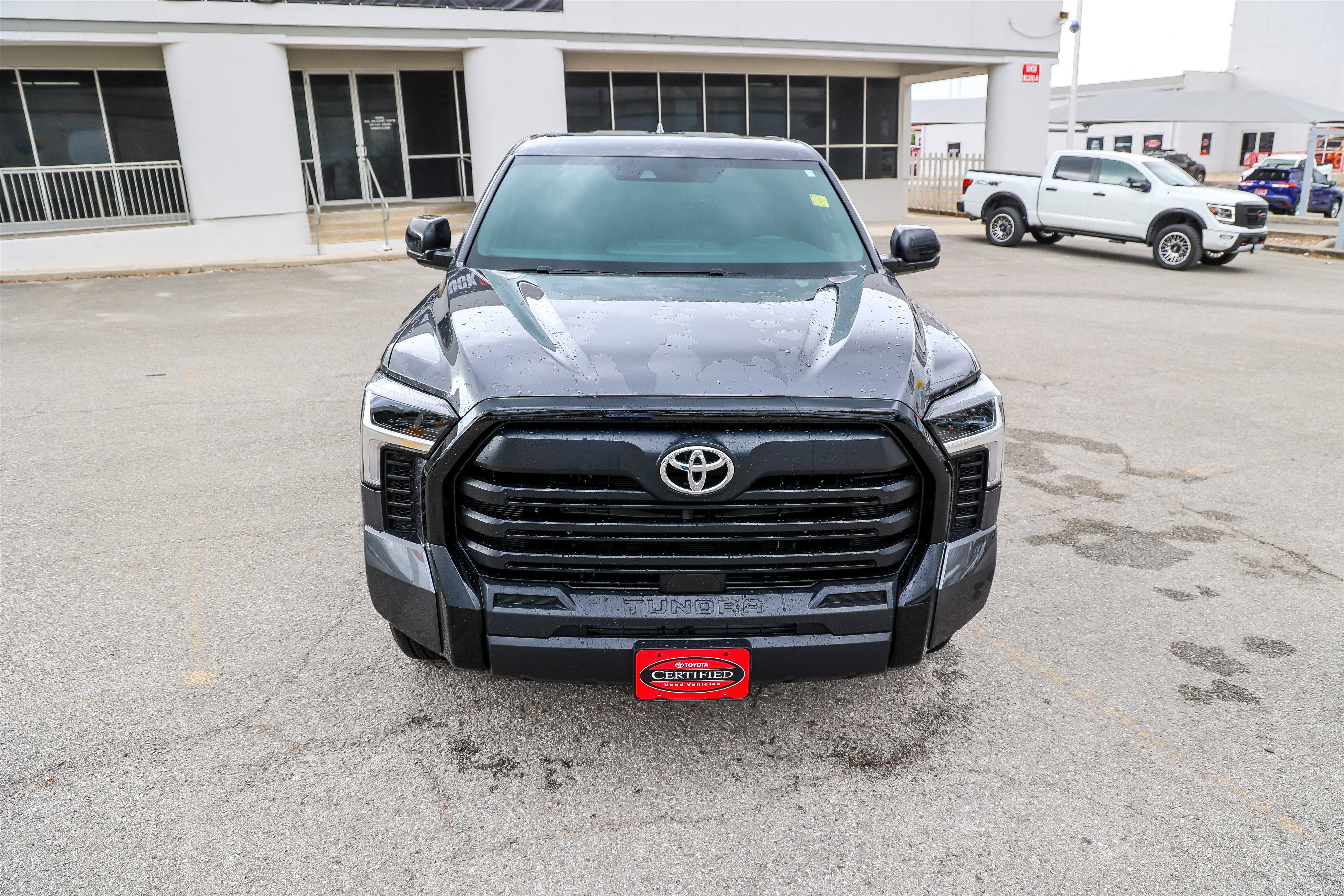 Used 2025 Toyota Tundra SR w/ SR Tow Package image 4