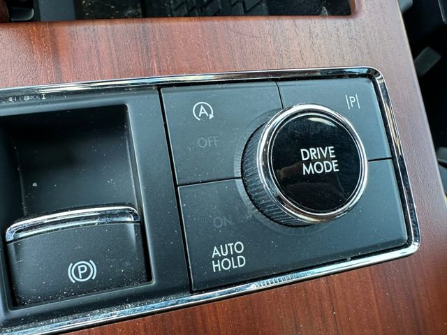 Used 2022 Lincoln Navigator Reserve w/ Equipment Group 201A image 27