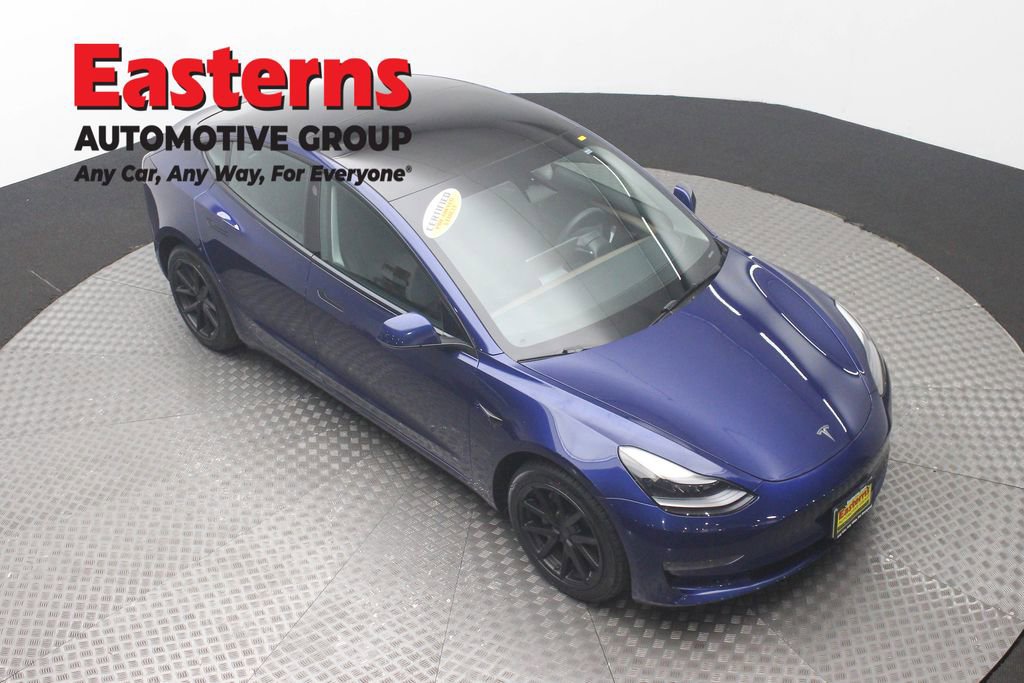 Used 2023 Tesla Model 3 Standard Range RWD image 3