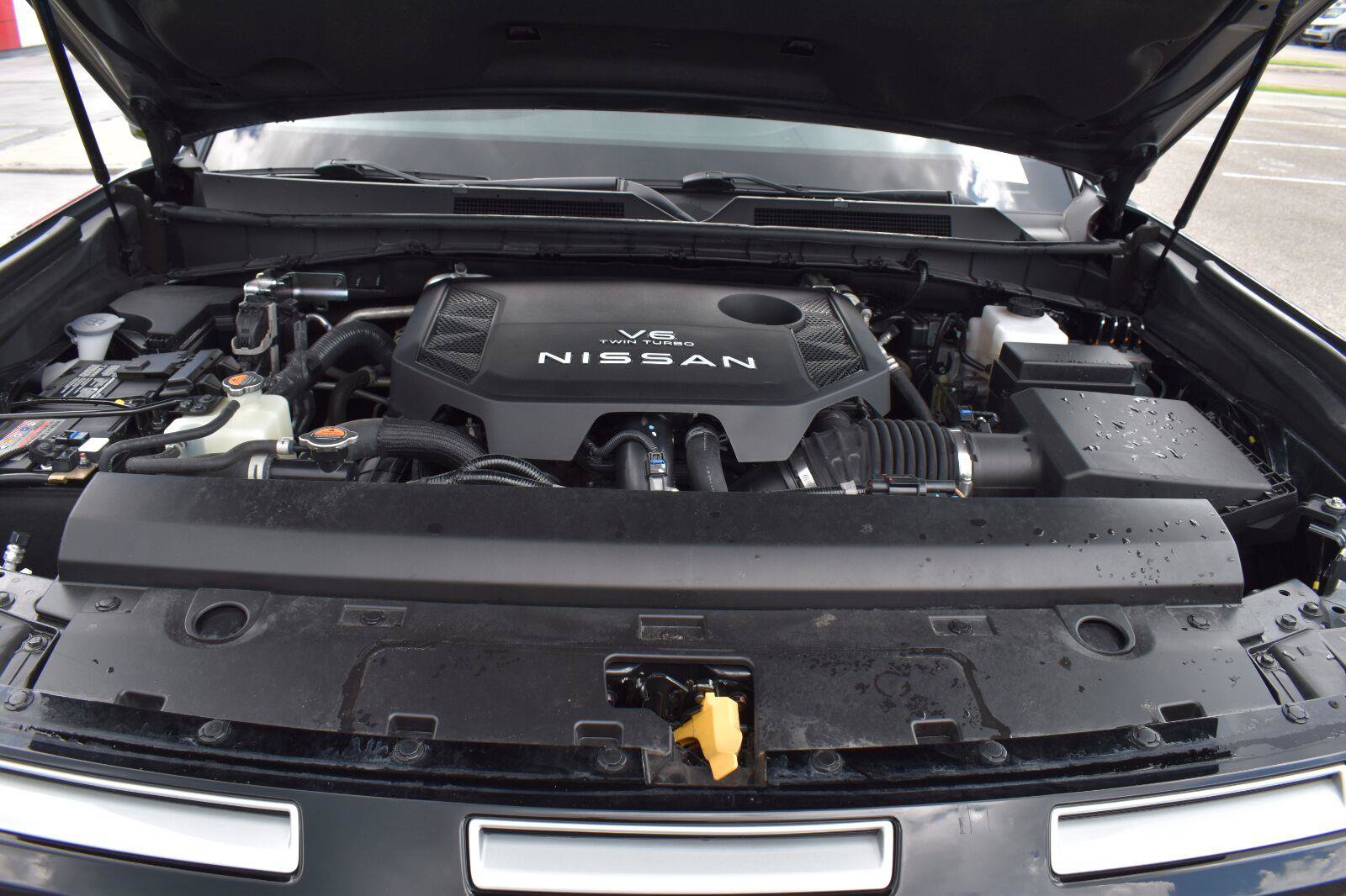 Certified 2025 Nissan Armada PRO-4X AWD/4WD image 24