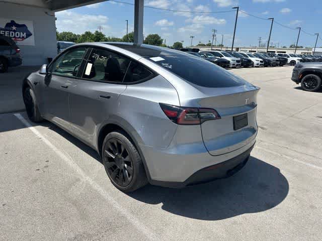 Used 2024 Tesla Model Y Long Range AWD/4WD image 15