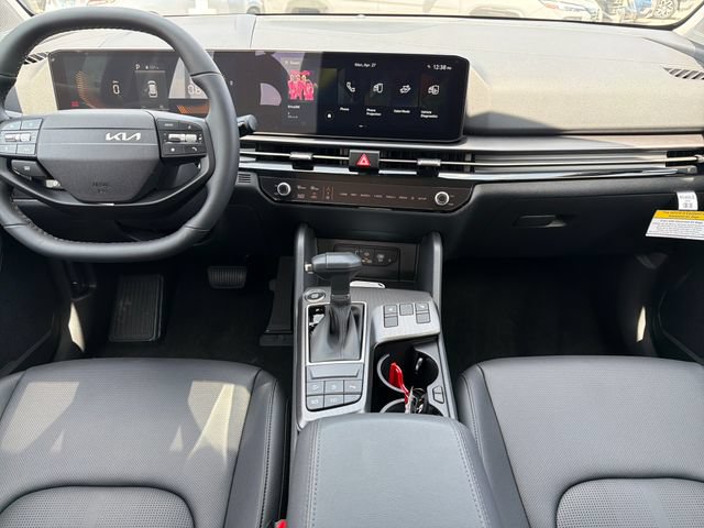 New 2026 Kia Sportage EX FWD image 9
