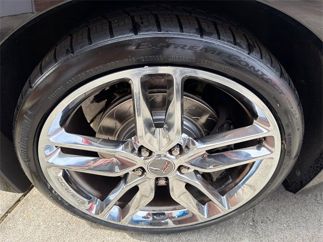 Used 2015 Chevrolet Corvette Stingray Z51 w/ 2LT Preferred Equipment Group image 15