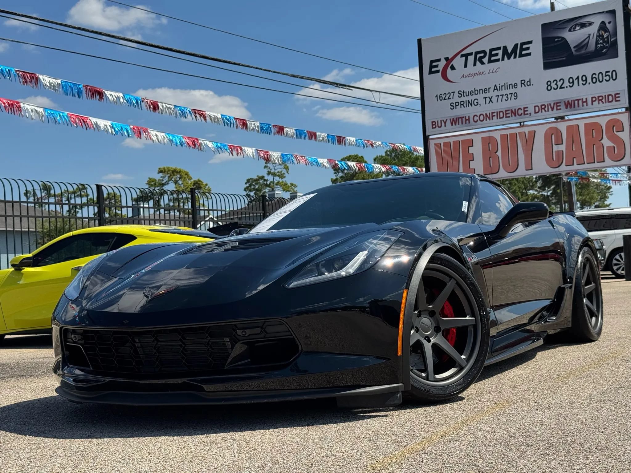 Used 2019 Chevrolet Corvette Z06 RWD image 2