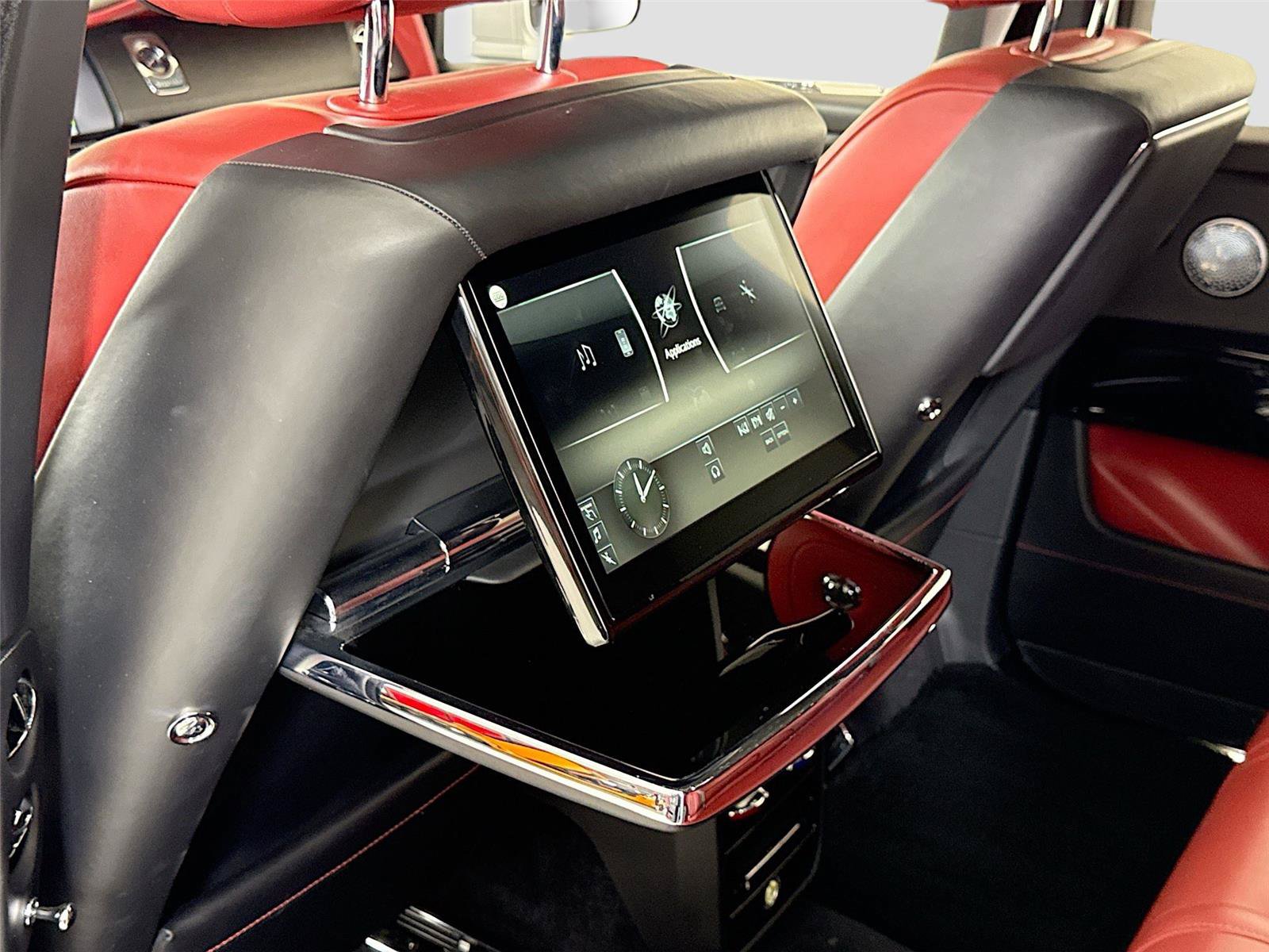 Used 2021 Rolls-Royce Cullinan AWD/4WD image 27