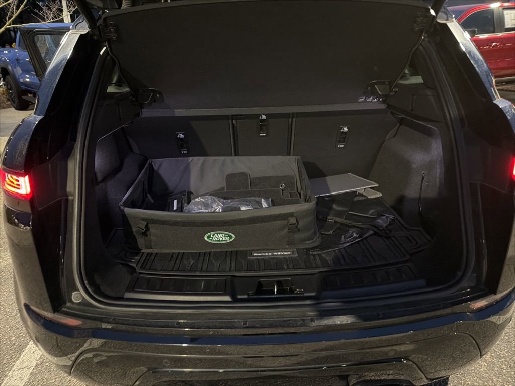 Used 2022 Land Rover Range Rover Evoque SE image 11