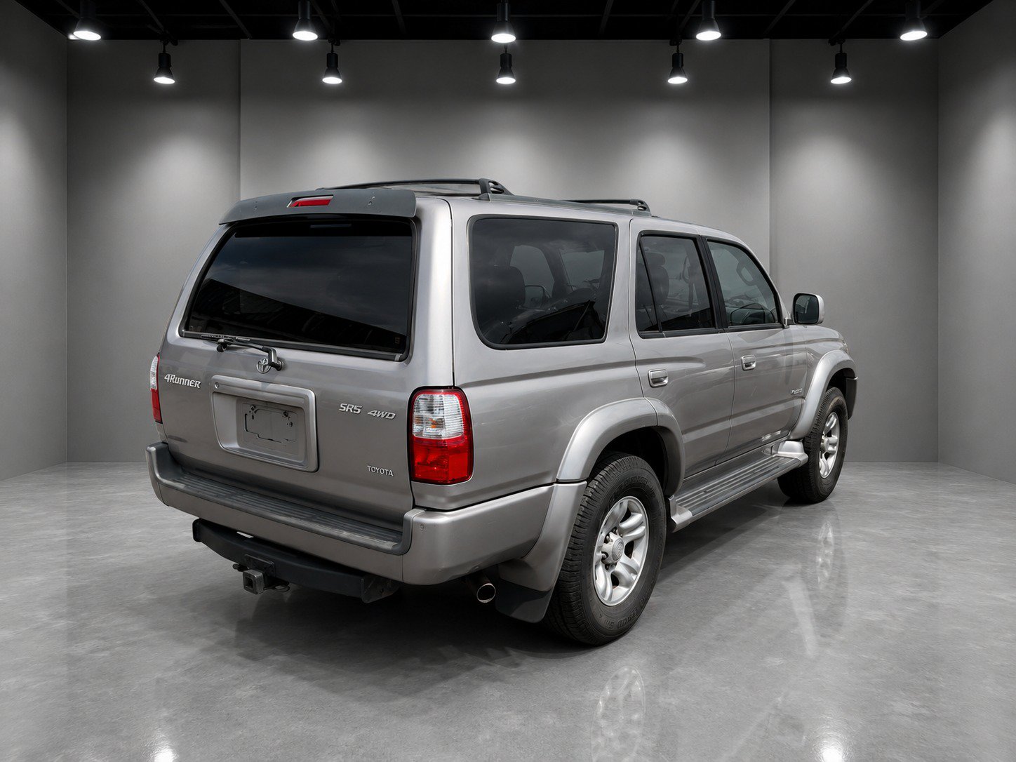 Used 2002 Toyota 4Runner SR5 AWD/4WD image 4