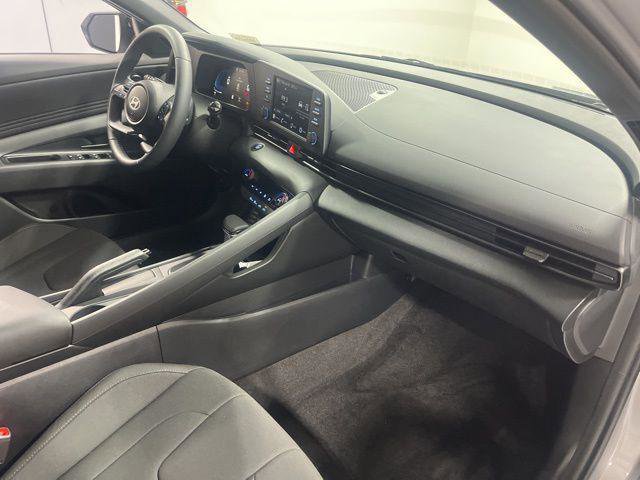 New 2026 Hyundai Elantra Sport image 22