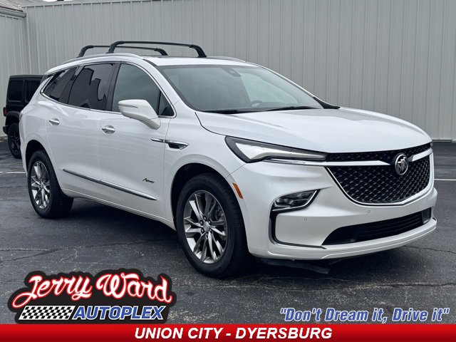 Used 2022 Buick Enclave Avenir w/ Avenir Technology Package image 1