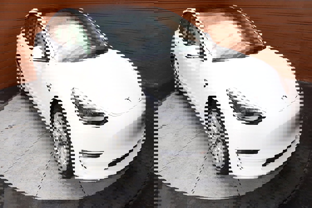 Used 2023 Tesla Model 3 Standard Range image 58