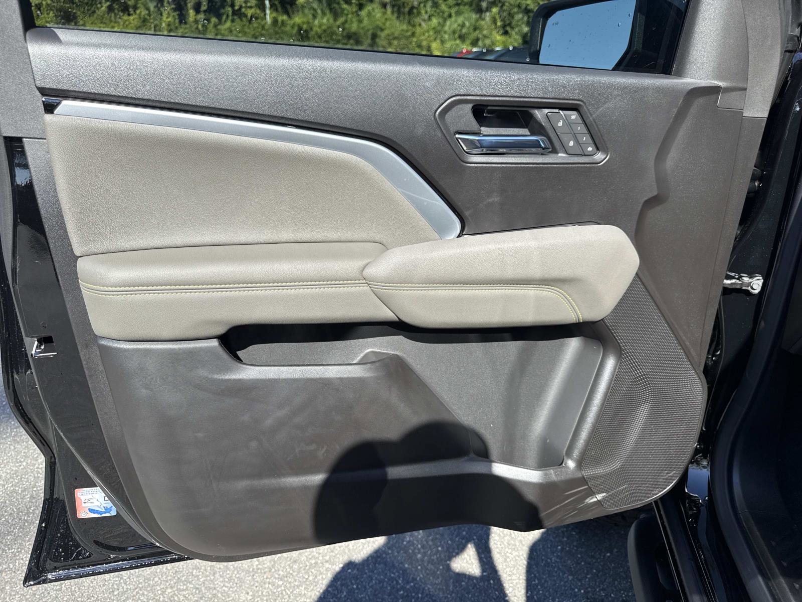 New 2026 Chevrolet Colorado ZR2 w/ Technology Package image 17