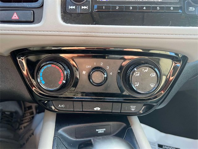 Used 2019 Honda HR-V LX image 31