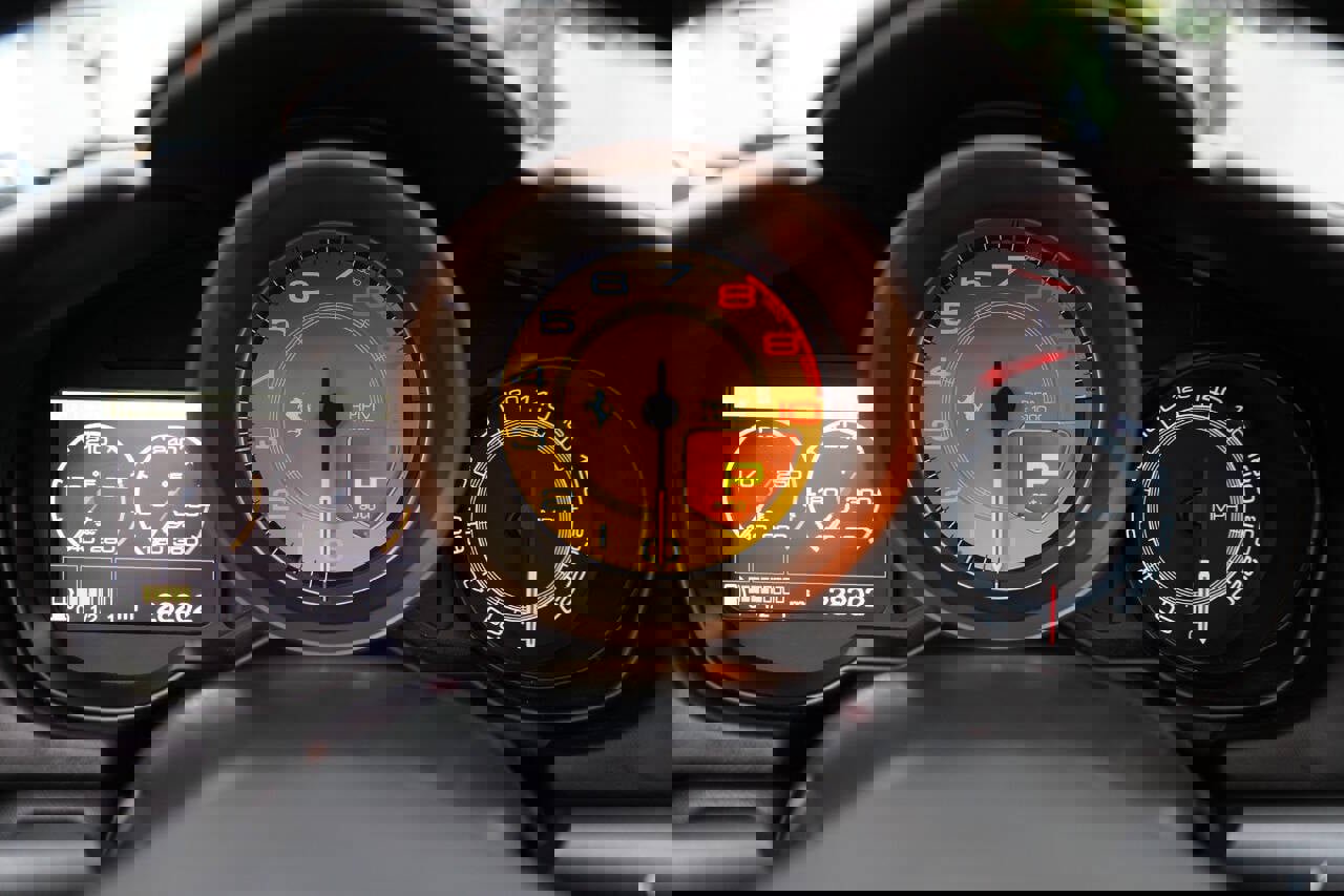 Used 2011 Ferrari California Base 2dr Convertible image 98