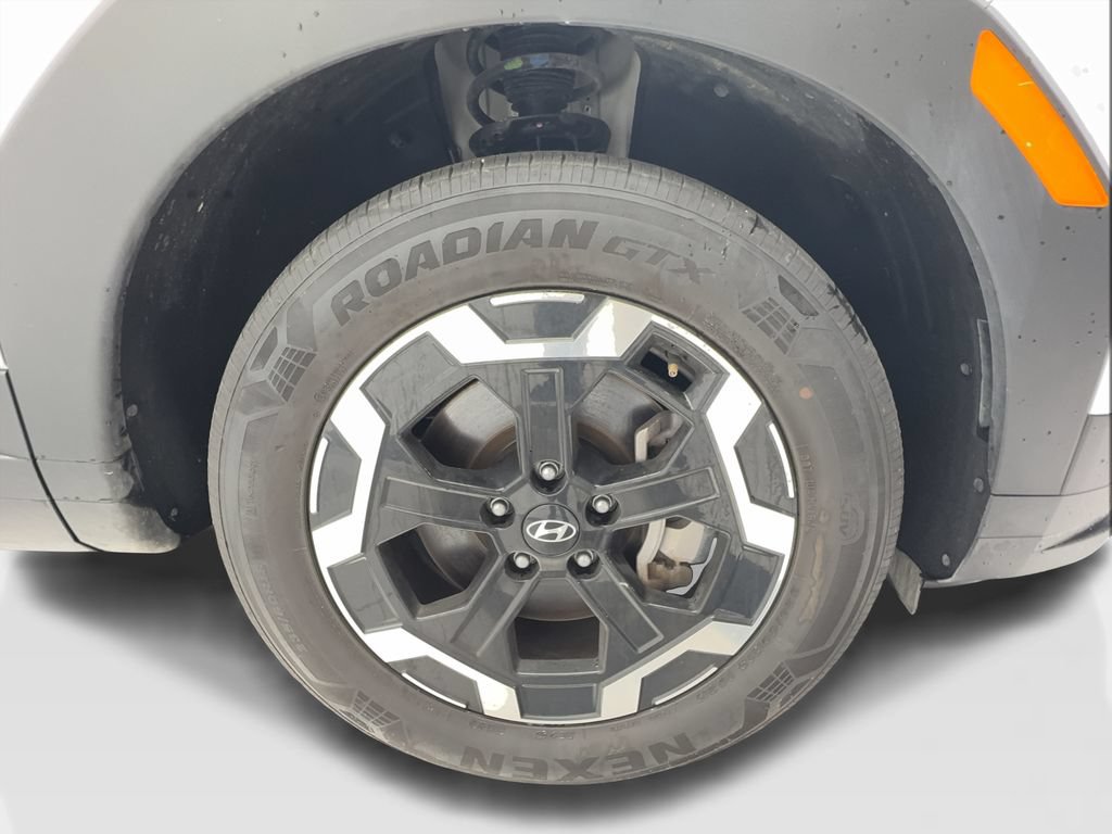 Used 2026 Hyundai Santa Fe SEL FWD image 14