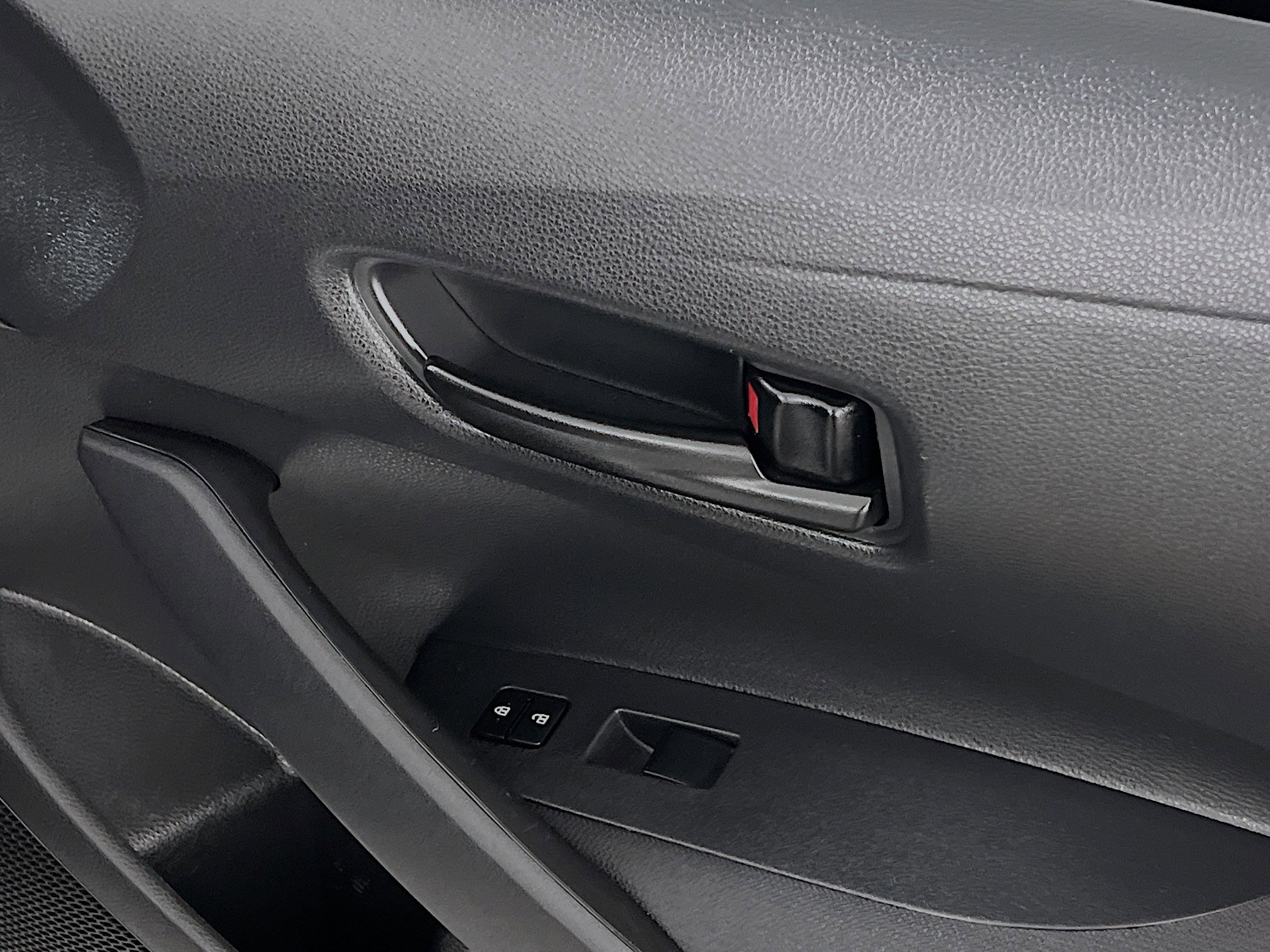 Used 2023 Toyota Corolla LE image 32