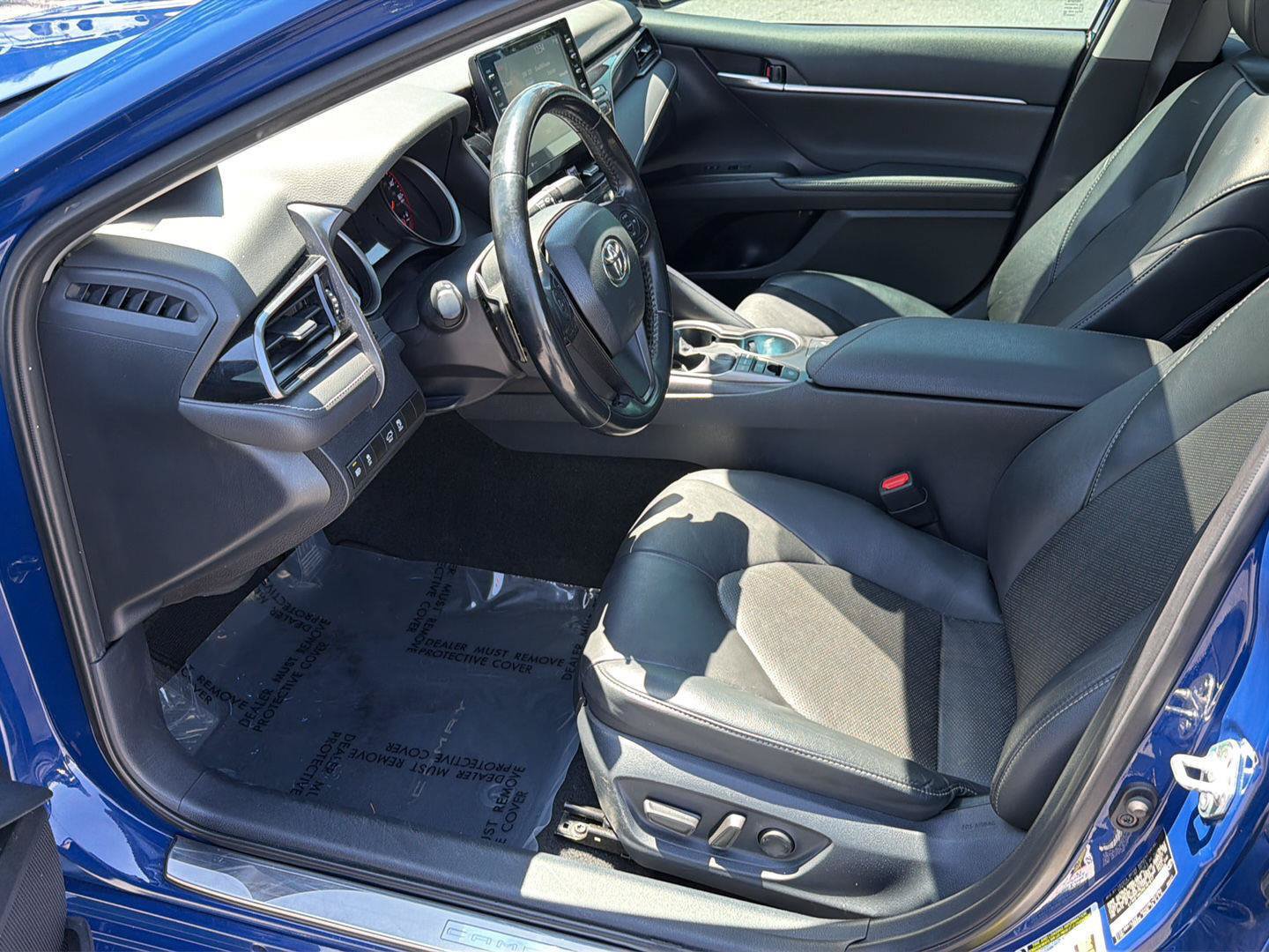 Used 2024 Toyota Camry XSE FWD image 10