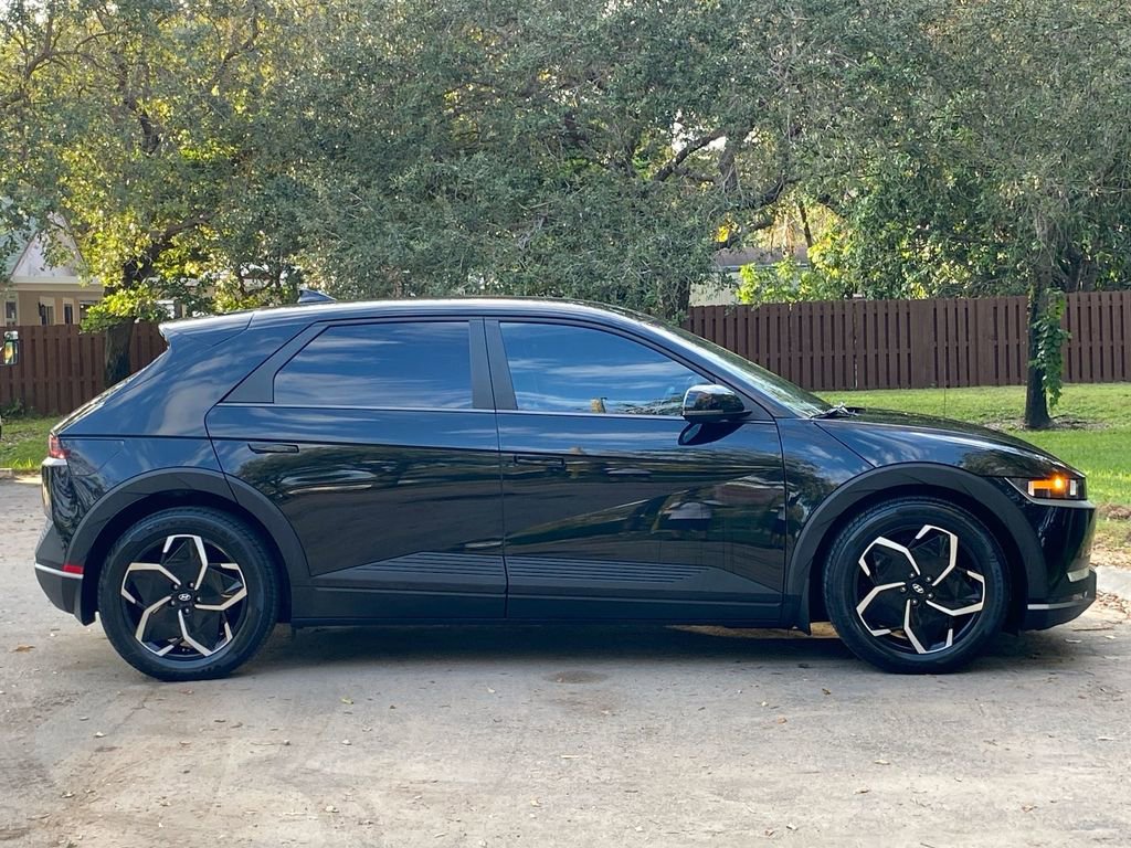 Used 2022 Hyundai Ioniq 5 SE w/ Cargo Package image 8